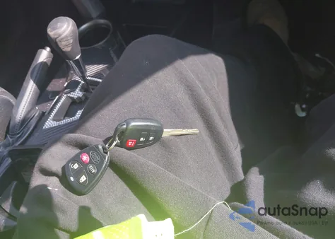 2015 Toyota Rav4 Xle from USA, damaged, VIN 2T3RFREV2FW385158